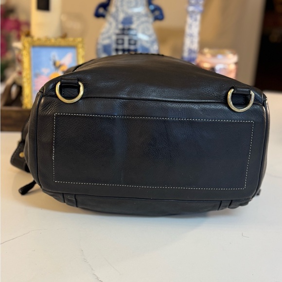 🖤 NWOT LUSHER BLACK LEATHER QUEST BACKPACK PURSE! - Picture 9 of 16